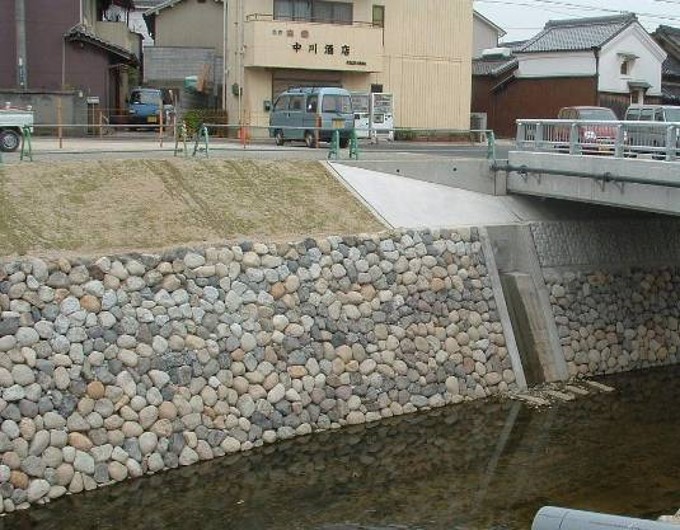 ラップストーン 写真